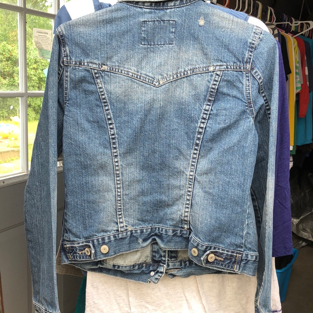 Distressed Jean Jacket. Almost perfect condition. - Picture 4 of 4